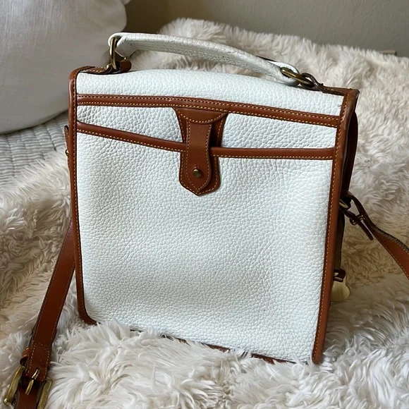 Vintage Dooney & Bourke White and Brown Courier Bag - Picture 8 of 11